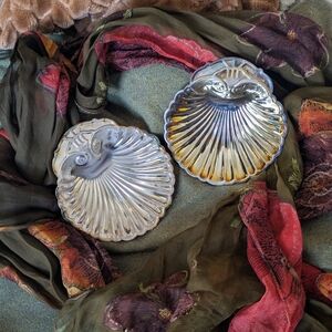 Vtg Set Of 2 Shell-Shaped Silver Plated Accent Trays